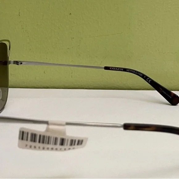 Coach Silver and Brown Sunglasses NWT Sunglasses display picture 3